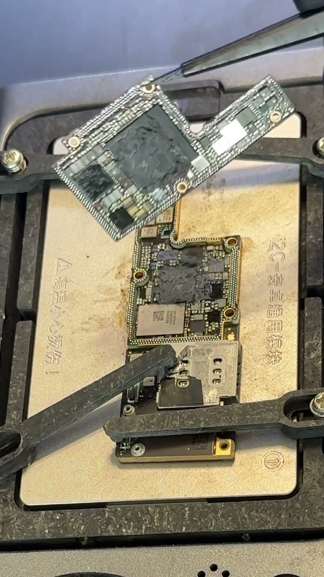 Real data recovery case on video - Water & Liquid Damage: Recovering Underwater Pics From an iPhone